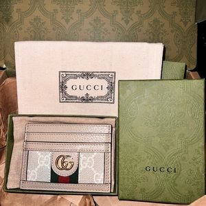 Authentic GUCCI card holder wallet